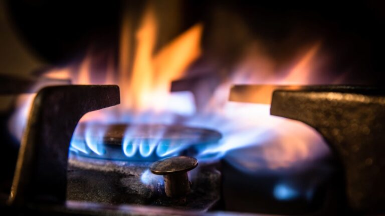 Gas Stoves Linked to Health Problems: Unveiling the Hazard!